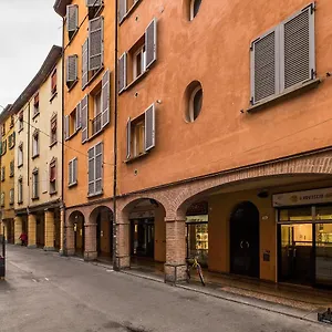 Appartamento Sotto I Portici Di Via Pietralata By Wonderful Italy, Bologna