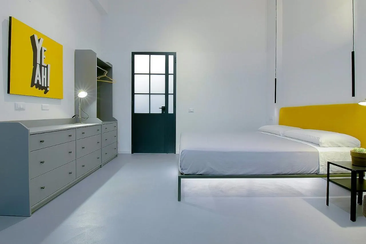 Mono Apartment 0*, Bologna