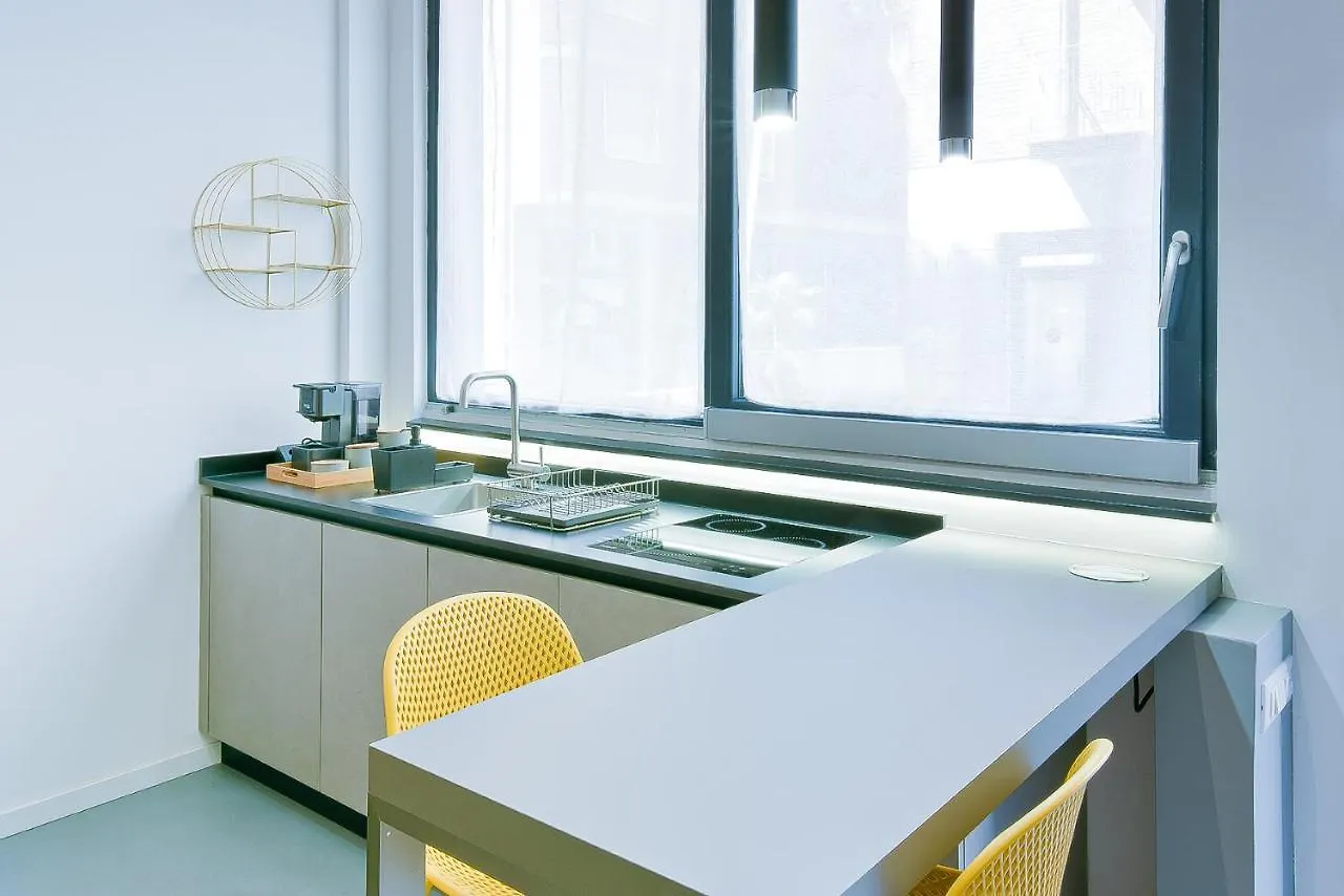 Mono Apartment